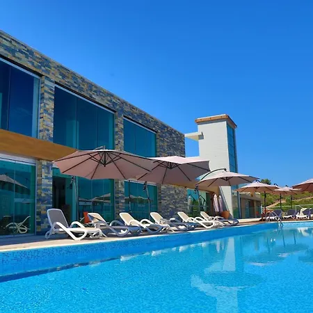 ヴィラ Bodrum Adabuku Luks 2+1 Ozel Plaj Ve Havuzlu *